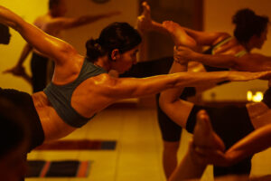Yoga con calor, ¿cuáles son sus beneficios? | YogaHouse.cl